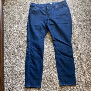 Loft Curved skinny jeans size 31/12